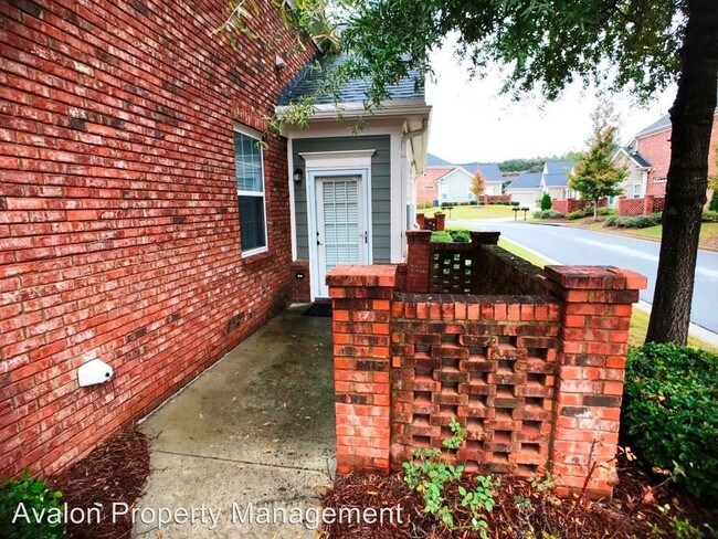 Building Photo - 3 br, 2 bath House - 1845 Manor View Circle