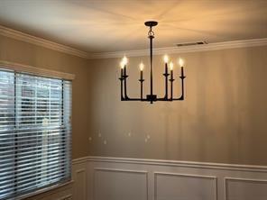 Foto del edificio - 326 Hidden Creek Ln