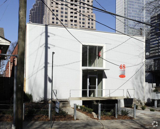 Tweflth Street West - Twelfth Street West Apartments