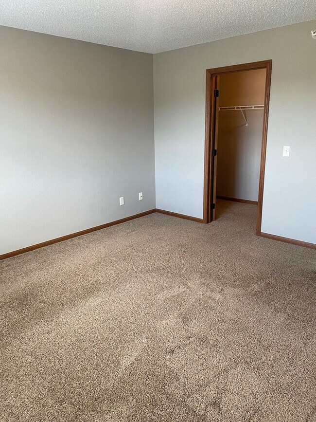 Foto del edificio - 2 bedroom plus loft town home in Sauk Rapids