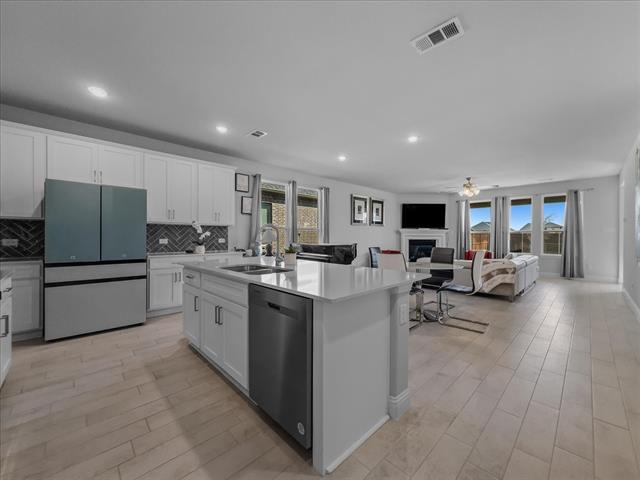 Building Photo - 500 Portina Dr