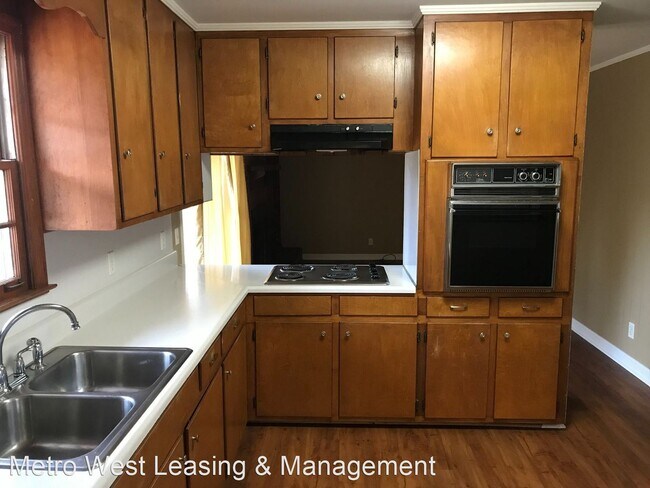 Building Photo - 3 br, 2 bath House - 434 Hays Mill Road