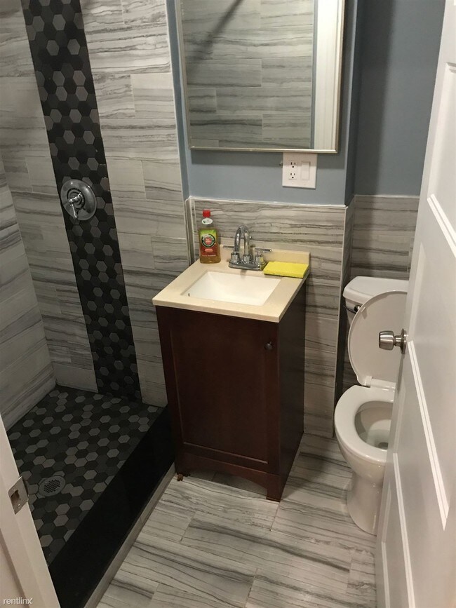 Foto del edificio - 2 br, 1 bath  - 841 Dorchester Ave