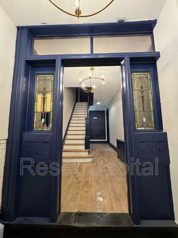 Foto del edificio - 13 Brinsmaid Pl