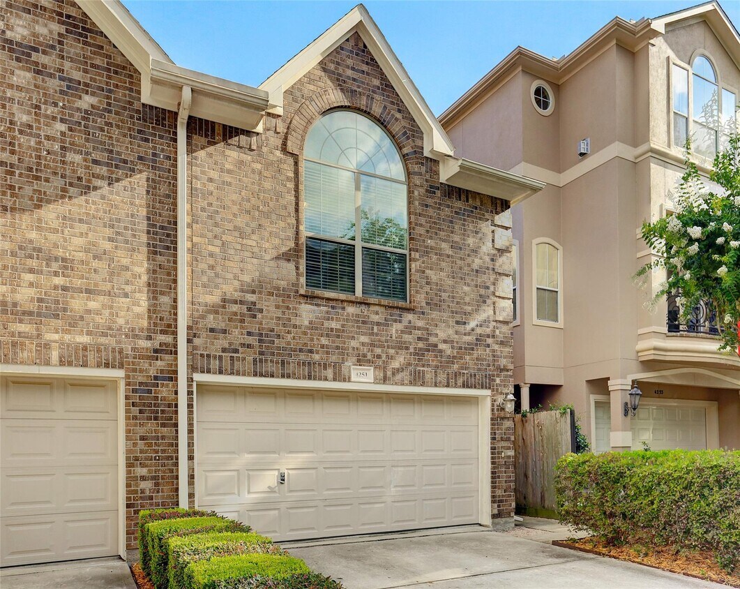 4251 Purdue St, Houston, TX 77005 Condo for Rent in Houston, TX