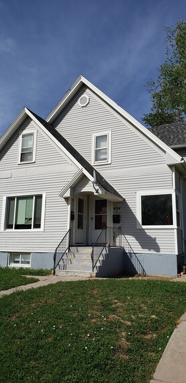 Frente de la casa - 424 N 13th Ave