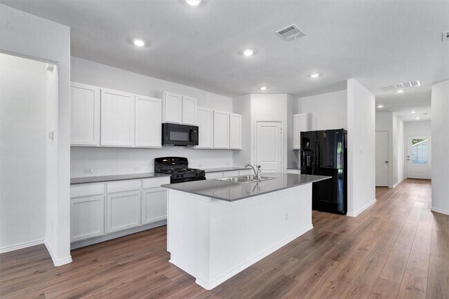 Foto del edificio - 2113 Golden Grain Ln
