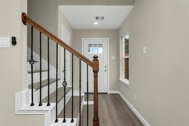 Foto del edificio - 7937 Fields St