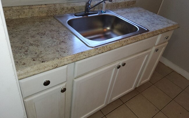 Foto del edificio - 3701 Barron Ave