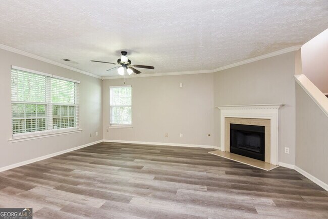 Building Photo - 124 Drury Ln