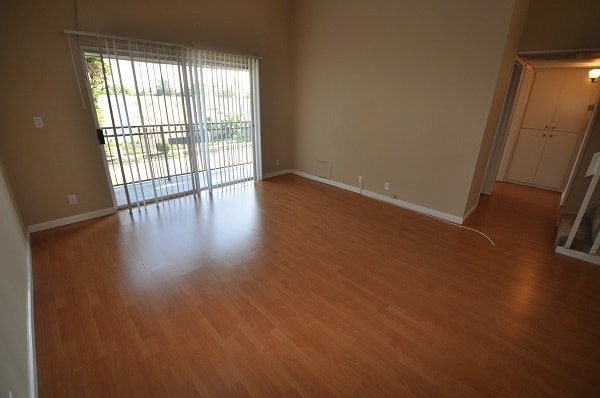 Building Photo - 6401 Riverton Ave