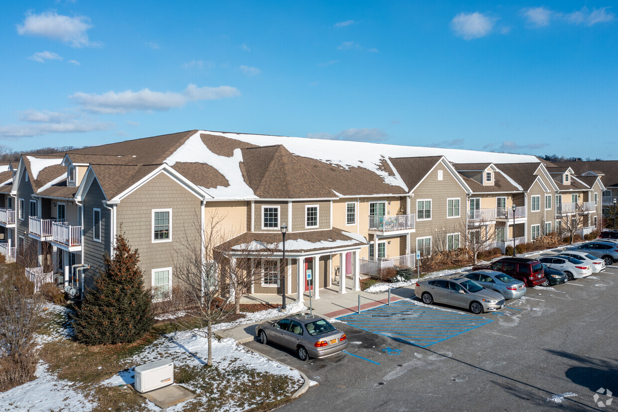 Building Photo - The Mews I