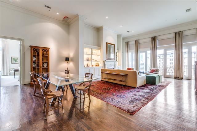 Foto principal - 3535 Gillespie St