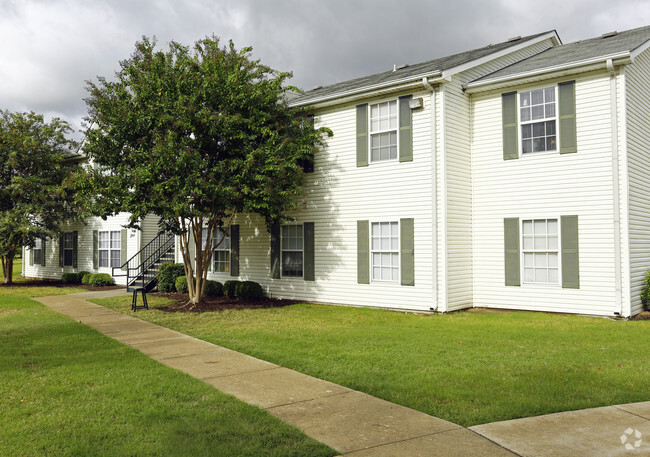 Building Photo - Meadows West Memphis