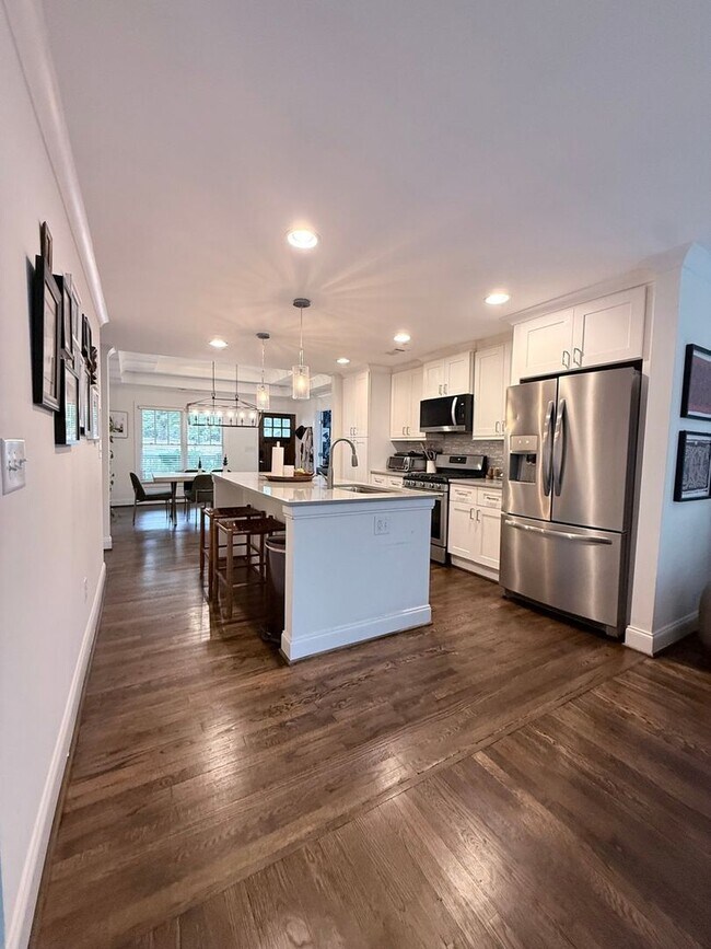 Foto del edificio - 1753 Flat Shoals Rd SE