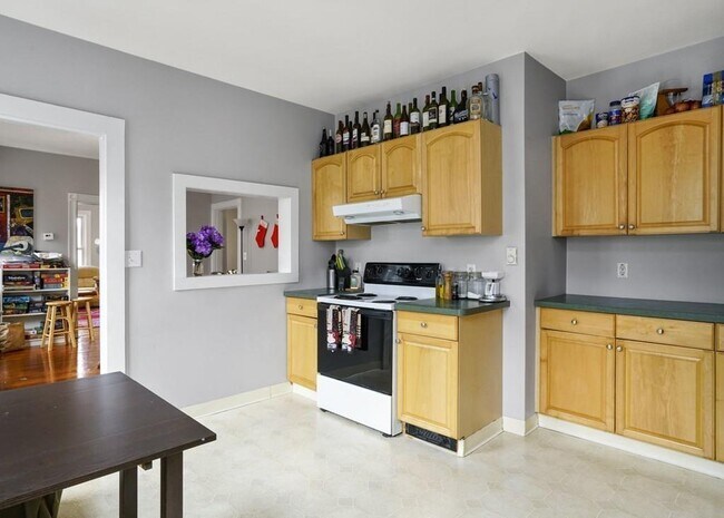 Foto del edificio - 12 Cutter Ave