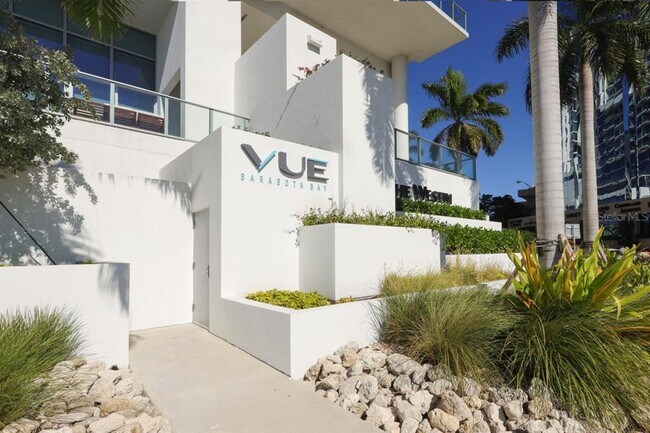 Building Photo - 1155 N Gulfstream Ave