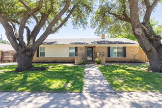 Building Photo - 4807 Del Rio Trail