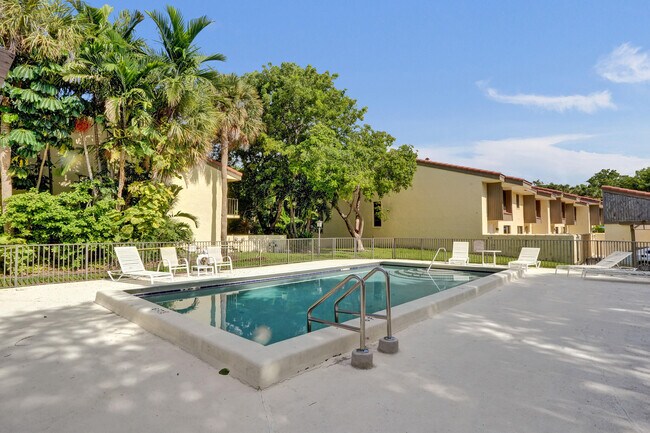 Foto del edificio - 1330 NW 13th St