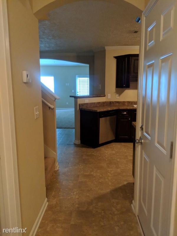 Building Photo - 3 br, 3 bath Townhome - 265 Lynbrook Way