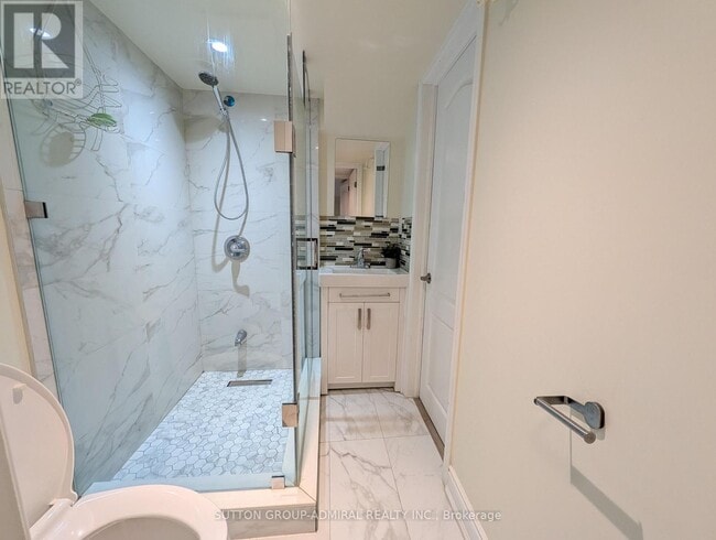 Building Photo - 60 Mynden Way