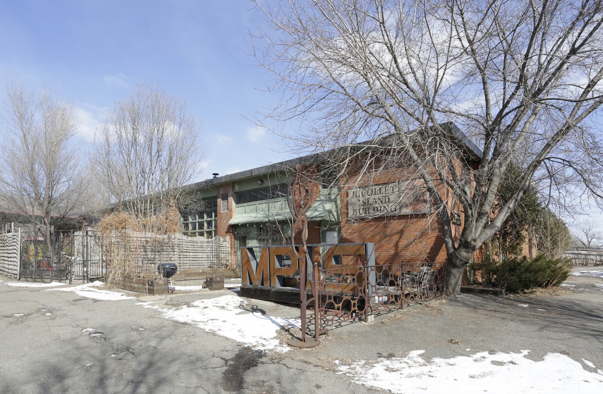 Nicollet Island Cooperative Apartments in Minneapolis, MN