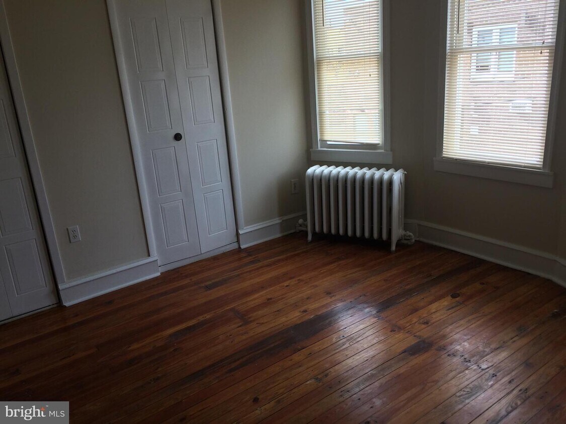 2025 S 3rd St, Philadelphia, PA 19148 Townhome Rentals in