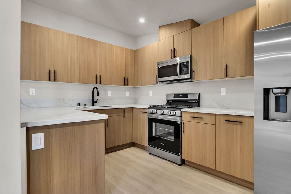 Primary Photo - Brand new 2 bed 1 bath with washer/dryer i...