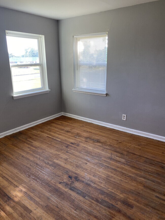 Building Photo - 6514-6516 E Cottonwood