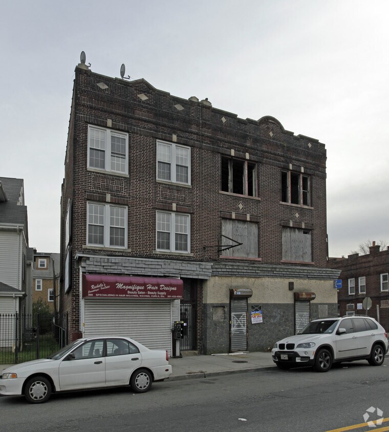 Foto del edificio - 364 Ocean Ave