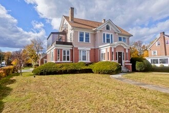 Building Photo - 1801 Northampton St