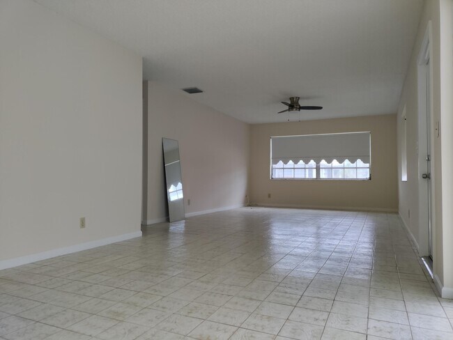 Foto del edificio - 10120  41st Drive 208 Boynton Beach Fl 33436