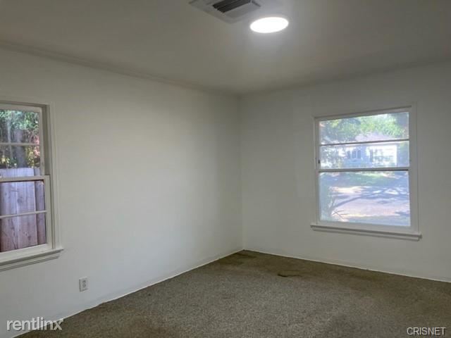 Foto del edificio - 2 br, 2 bath House - 4256 Camellia Ave