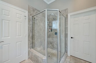 Building Photo - 410 Fowler St