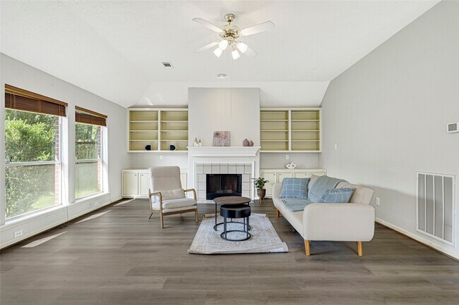 Foto del edificio - 23223 Diamond Knoll Ct