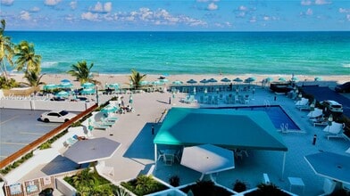 Building Photo - 3140 S Ocean Dr