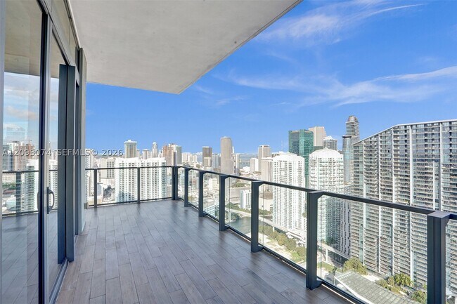 Building Photo - 88 SW 7th St