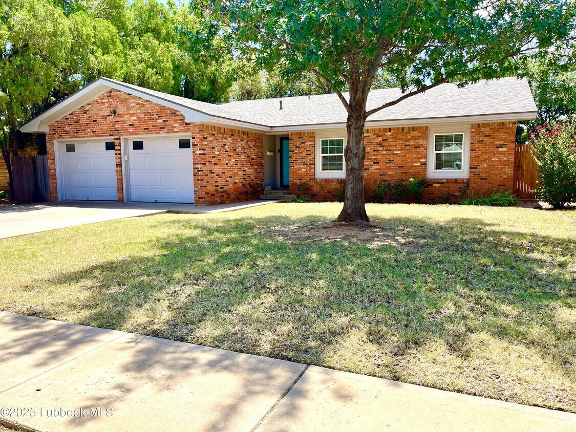 Foto principal - 2205 33rd St