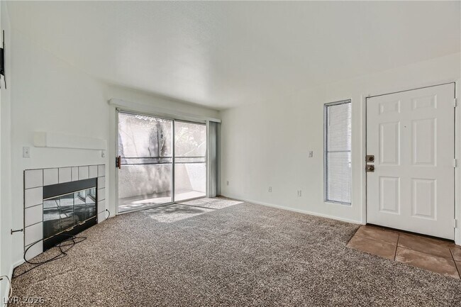Building Photo - 3103 Key Largo Dr