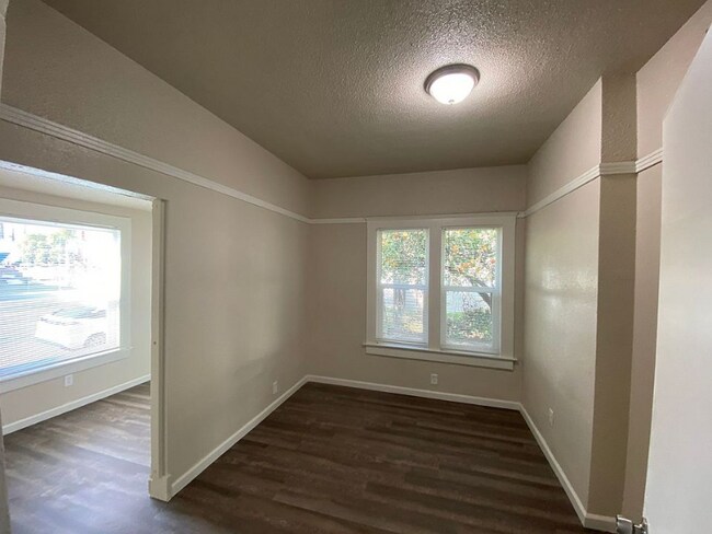 Foto del edificio - 622 N Palm Ave