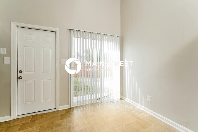 Foto del edificio - 3 Bedroom Pet-Friendly Home in Indianapolis, IN with Main Street Renewal