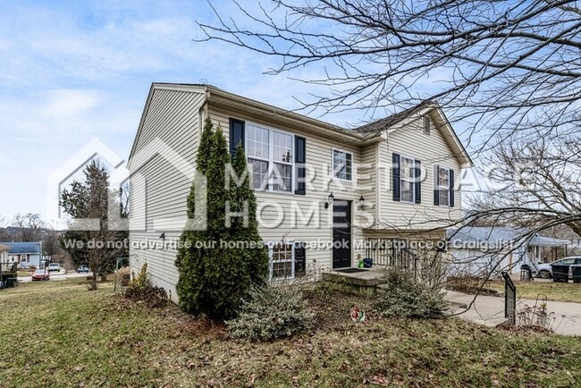 Building Photo - 2457 Lorraine Ct