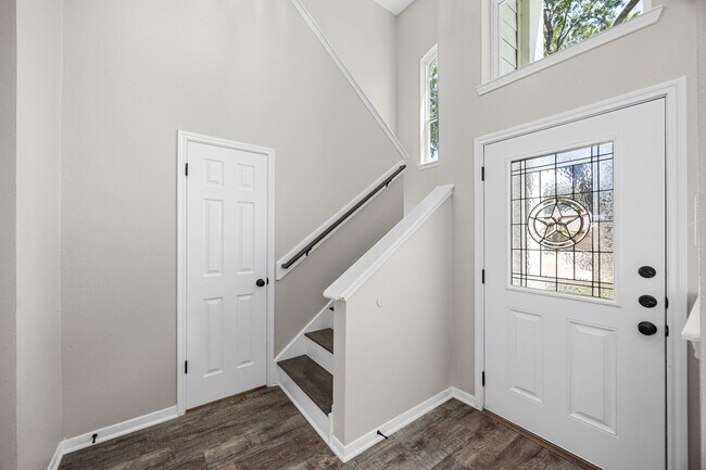 Building Photo - 14411 Golden Cypress Ln