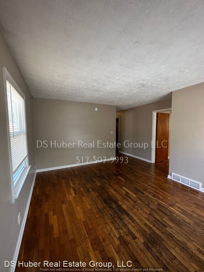 Building Photo - 3 br, 1.5 bath House - 1406 Knollwood