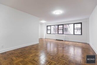 Building Photo - 405 E 56th St