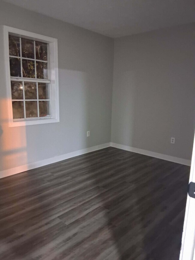 Foto del edificio - 1254 Fairground Rd