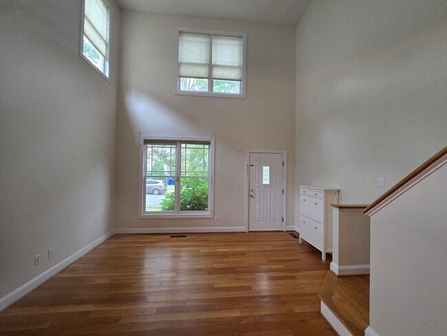 Foto del edificio - Stylish 3BR, 3BA Townhouse – Prime Location Near Durham & Chapel Hill!