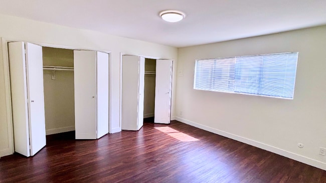Foto del edificio - 508 N Kenmore Ave