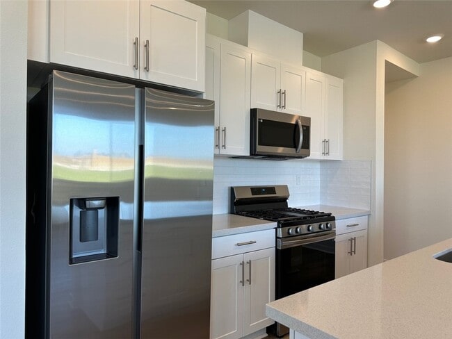 Foto del edificio - 2957 W Lincoln Ave