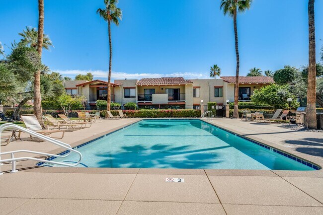 Building Photo - AVAILABLE NOW!! 2 Bed 2 Bath Fully Furnished Condo in Palm Springs! ****MOVE IN SPECIAL! 50% OFF ...